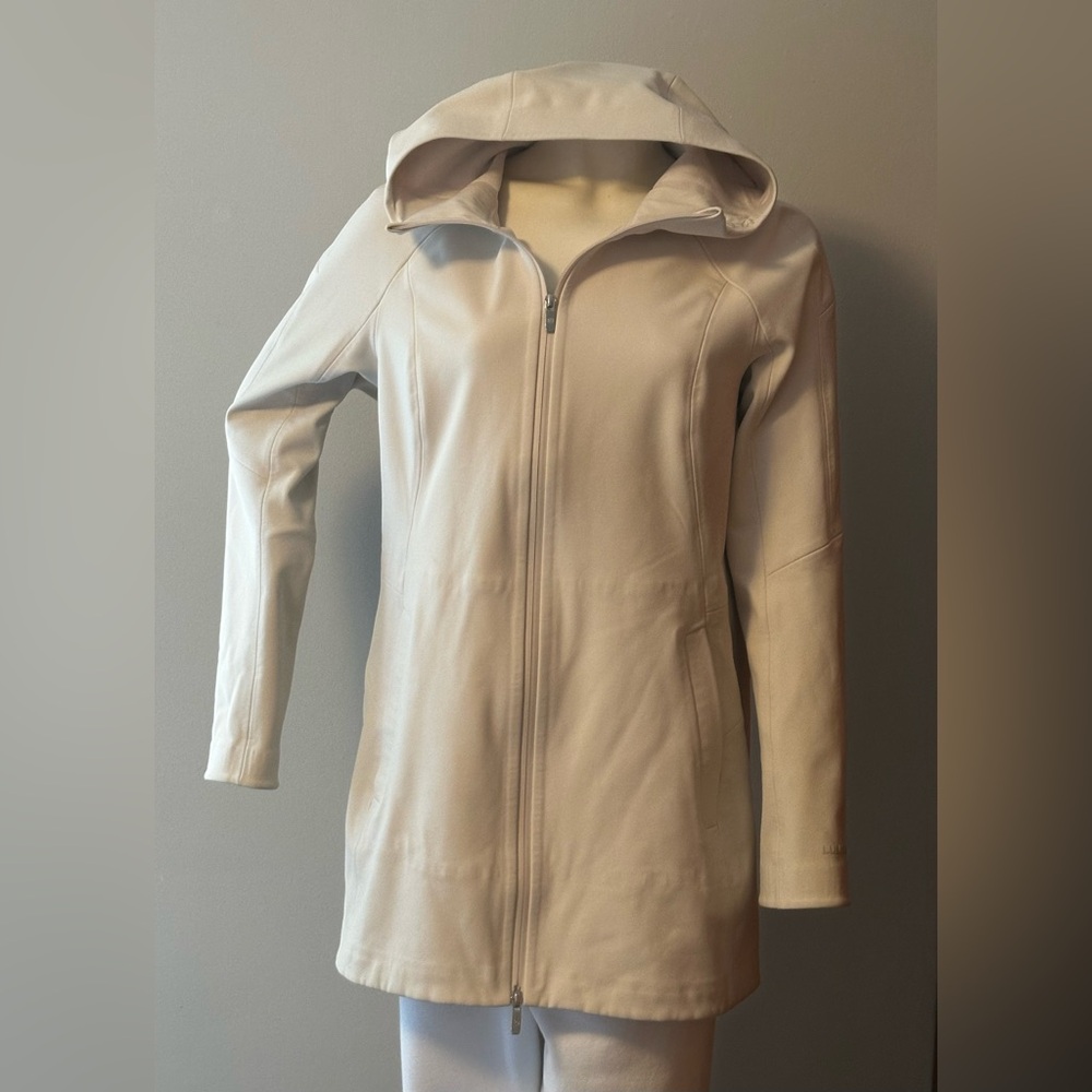 Lululemon Athletica RepelShell Rain Hooded Jacket